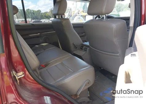 2007 Jeep Commander Sport from USA, damaged, VIN 1J8HH48P17C579828